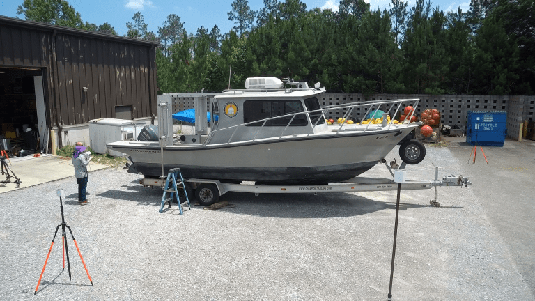 vlcsnap-2019-06-17-04h42m44s331